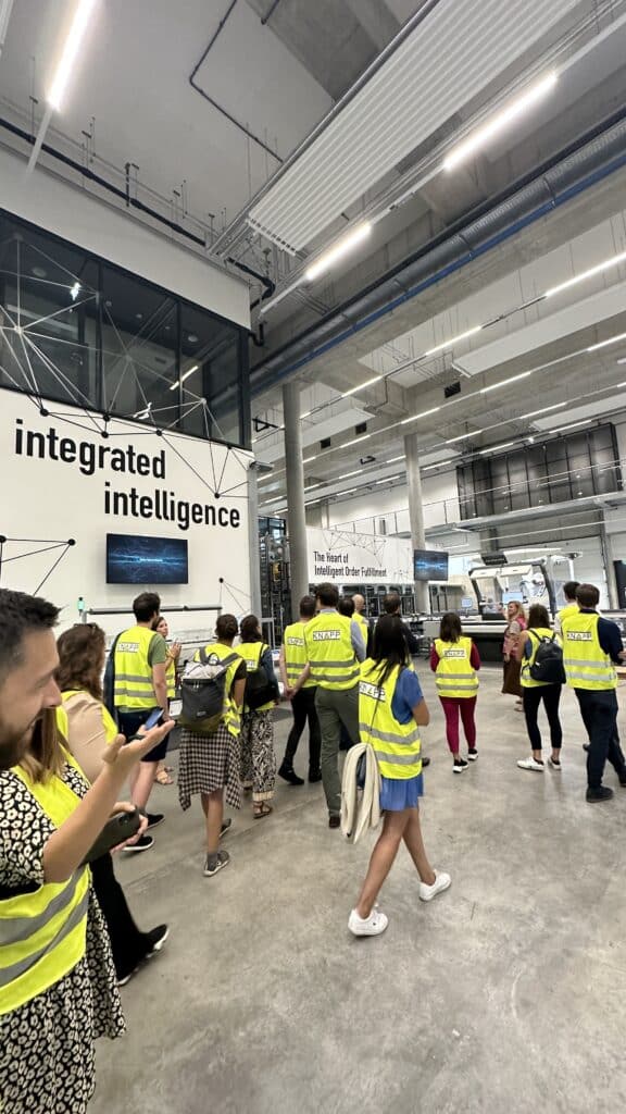 JW Wien Besuch bei der Knapp AG